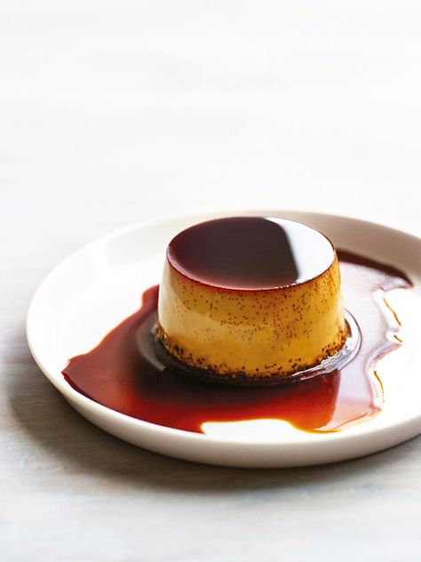 This coconut crème caramel has all the caramelly, creamy goodness of the original, with a better-for-you twist that truly changes the game. Coconut syrup does all the hard work of a typical caramel top, with a creamy coconut base that over-delivers in deliciousness. Creme Caramel Cake, Flan Photography, Coconut Creme Brulee, Creme Caramel Recipe, Fruit Scones Recipe, Caramel Tart Recipe, Caramel Cheesecake Recipes, Coconut Creme, Caramel Custard