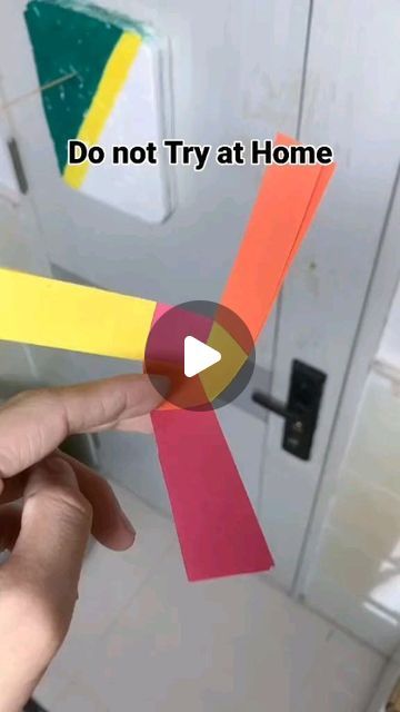 The creative crafter on Instagram: "Amazing kids craft idea ✨
.......
#viralreels#trending#craft#craftcreation#craftfun#craftidea#craftlover#kids#kidsactivities#kidscrafts#kidscraftideas#PaperCraftingIdeas#PaperCraftingFun#papercrafting#PaperCraftInspiration#usa#usaviews#usaexplore" Fun Diy Board Games, Cute Things To Craft With Paper, Kids Craft Ideas For Boys, Crafts For Boys 6-8, Card Board Crafts Diy Ideas, Crafts To Do With Paper, Kids Craft Work, Art Craft Kids, Boy Craft