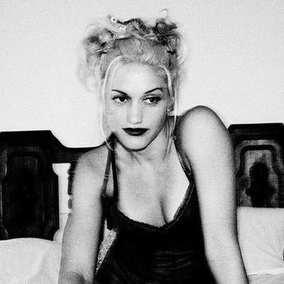 90s Gwen Stefani, Gwen Stefani 90s, Gwen Stefani No Doubt, 90s Grunge Hair, Gwen Stefani Style, 90s Girl, 90s Fashion Grunge, 90s Hairstyles, Style Rock