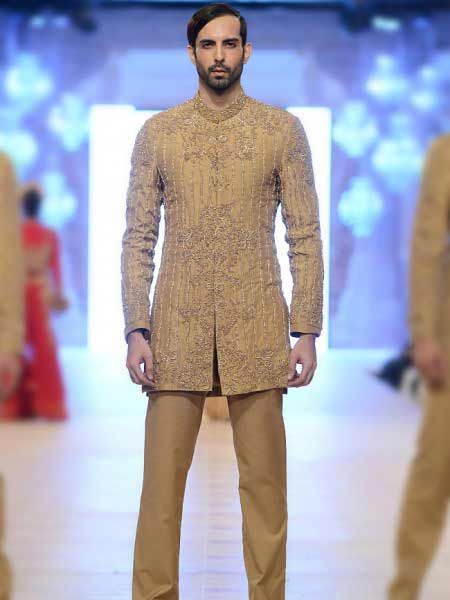 Latest cream off white short sherwani style new short sherwani styles 2017 sherwani for men in pakistan Short Sherwani For Men, Sherwani For Men Wedding Pakistani, Short Sherwani, Mens Fashion Rugged Mountain, Men Sherwani, Casual White Shirt, Sherwani For Men Wedding, Mens Fashion Suits Casual, Mens Fashion 2018