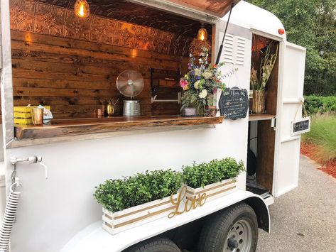 Caravan Bar Interior, Horse Float Coffee Van, Horse Float Bar, Charleston Speakeasy, Wedding Bartender, Pedal Pub, Vans Wedding, Float Bar, Bar Decor Ideas