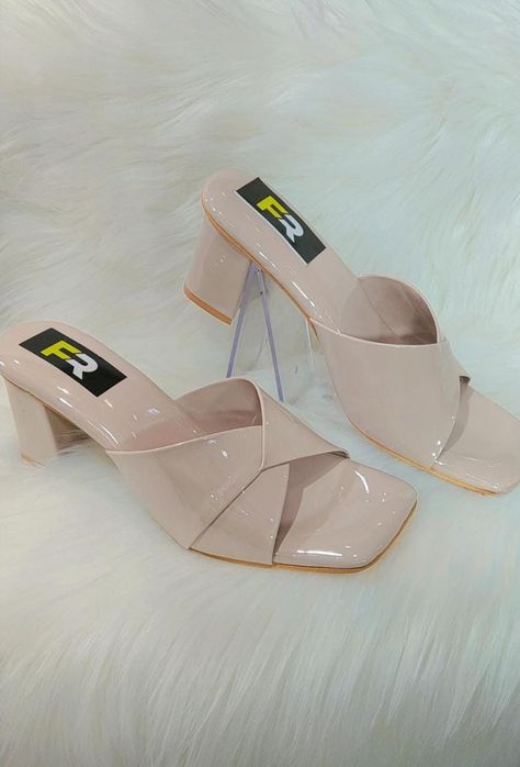 *Block Heels For Her*😍😍😍😍😍 Size 36-41 Price only 950+Ship Ready stock ✅⁰sd65 Chapal For Women, Ladies Chappal, Gabbar Singh, Beach Wedges, Mens Sandals Fashion, Footwear Design, African Clothing For Men, Comfort Shoes Women, Rack Room