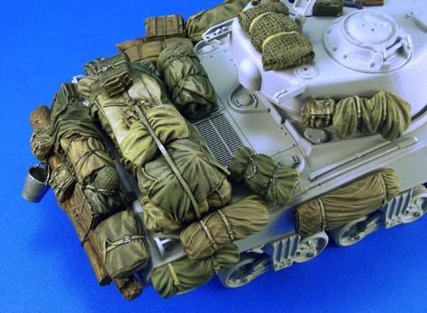 Us Army Vehicles, M4 Sherman Tank, M4 Sherman, Resin Box, Sherman Tank, German Uniforms, Scale Model Kits, Model Building Kits, Model Tanks