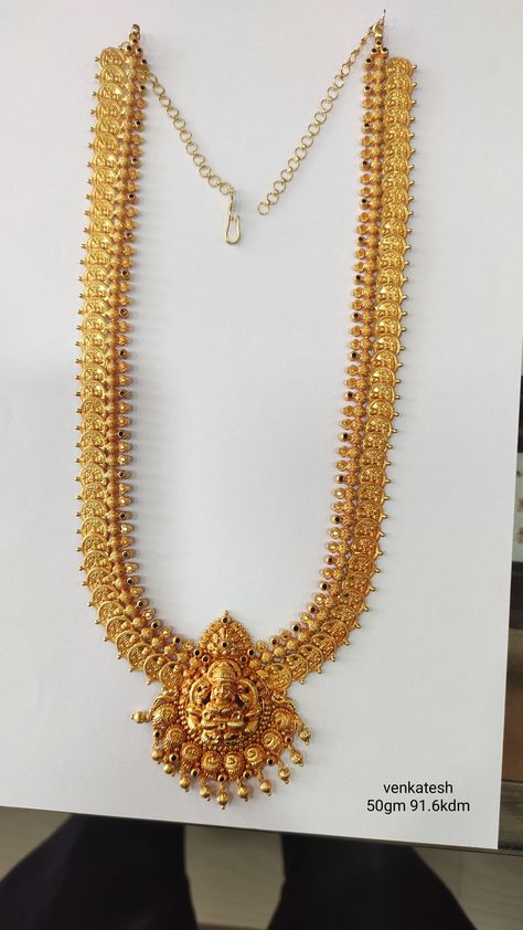 Mango Laxmi Haram Designs, Kaasu Mala Gold Haram Antique, Laxmi Kasula Haram Latest, Gold Jewels Design Long Necklace, Lakshmi Kasula Haram, Kasulu Peru Designs, Kaasu Mala Gold Haram, 40 Grams Gold Haram Designs, Long Haram Designs Indian