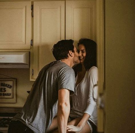 The Sensual Science of Kissing Mastery Makeout Tips, Movie Kisses, Types Of Kisses, Farm Books, Relationship Struggles, Relationship Psychology, Best Relationship Advice, Wild At Heart, Relationship Help