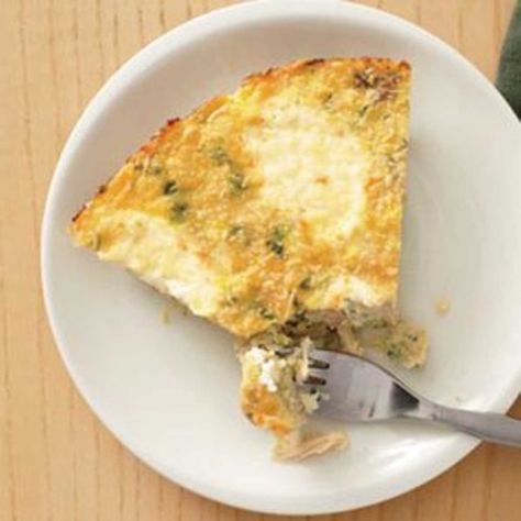 Lemon Chicken Frittata. Crustless Crab Quiche, Chicken Frittata, Beckham House, Crab Quiche, Chicken Pilaf, Spinach Quiche Recipes, Chicken Lemon, Freezer Recipes, Chloe Fashion