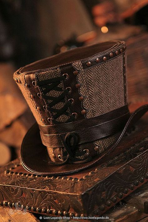 Steampunk Mode, Moda Steampunk, Mode Steampunk, Steampunk Aesthetic, Art Steampunk, Steampunk Hat, Steampunk Decor, Pantone Colors, Steampunk Cosplay