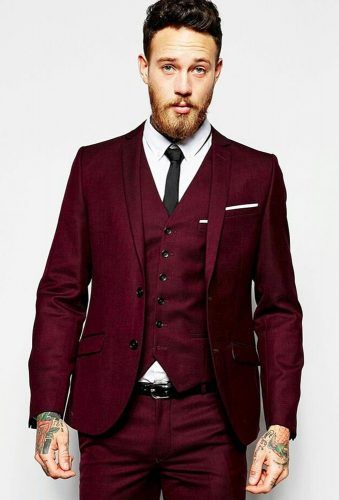 Burgundy Wedding And#8211; Best Ideas For Fall Wedding 2018 ★ See more: https://www.weddingforward.com/burgundy-wedding/6 Burgundy Suit Wedding, Burgundy Tuxedo Jacket, Cheap Suits For Men, Bridal Suits, Burgundy Tuxedo, Modern Groom, Suits Men Business, Suits Prom, Wedding Suits Groom