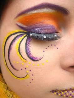 Pajaros Carnaval Make-up, Lash Art, Bird Makeup, Circus Makeup, Fashion Show Makeup, Theatre Makeup, Show Makeup, Painting Kids, Bird Girl