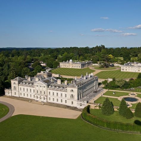 Woburn Abbey, Grand Homes, Cool Sports Cars, Great House, Free Workouts, England Travel, Sports Cars, Country House, White House