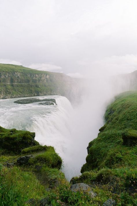 Gulfoss Iceland, Modern Transportation, The Golden Circle, Iceland Road Trip, Rv Parks And Campgrounds, Seek Adventure, Golden Circle, Breathe Easy, Traveling The World