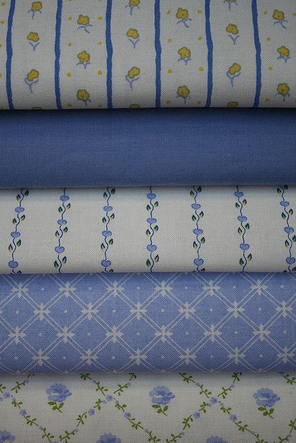 Laura Ashley Fabric, Laura Ashley Vintage, Laura Ashley Home, Shabby Chic Fabric, Ashley Home, Vintage Laura Ashley, Blue And White Fabric, Blue Prints, Chic Pillows