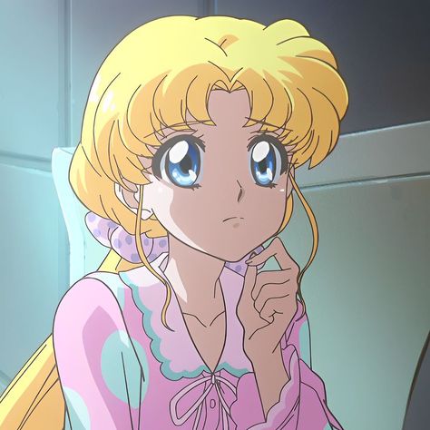 𝒔𝒂𝒊𝒍𝒐𝒓 𝒎𝒐𝒐𝒏 𝒄𝒓𝒚𝒔𝒕𝒂𝒍 Sailor Moon R, Sailor Moon Girls, Moon Icon, Sailor Moon Fan Art, Sailor Moon Usagi, Sailor Moon Aesthetic, Sailor Chibi Moon, Sailor Moon Manga, Sailor Moon Character