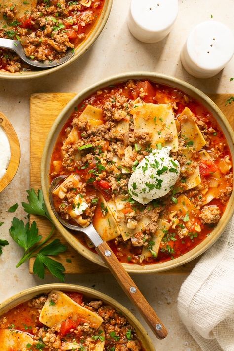 Easy Gluten-Free Lasagna Soup Recipe (Dairy-Free) | Mary's Whole Life Lasagna Soup Gluten Free, Gluten Free Lasagna Soup, Downshiftology Recipes, Gf Soup, Easy Nutritious Meals, Dairy Free Lasagna, Cozy Food, Sheet Pan Meals Chicken, Meal Rotation