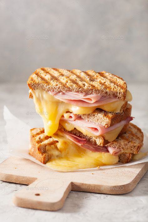 Grilled Ham And Cheese Sandwich, Hot Ham And Cheese, Ham And Cheese Toastie, Grilled Ham And Cheese, Grilled Ham, Best Grilled Cheese, Ham Sandwiches, Ham And Cheese Sandwich, Grilled Cheese Recipes