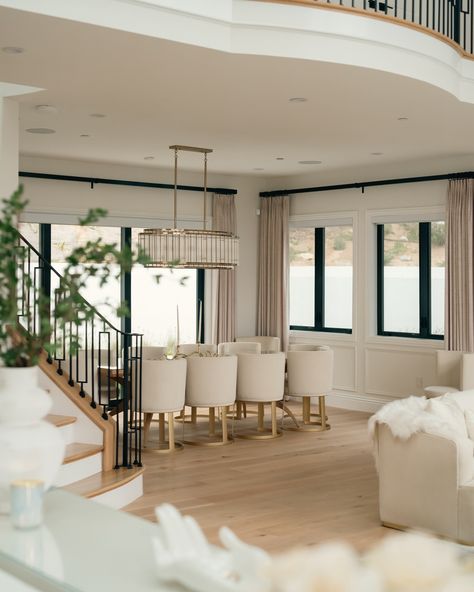 Dining room goals ✨ Can you imagine the dinner parties? 😍 What would you host in this dining room? Pc: @openhousefoto #interiordesign #diningroomdesign #diningroomgoals #diningroominspo #functionalluxury Room Goals, The Dinner, Dining Room Design, Dinner Parties, Dinner Party, Dining Room, Interior Design, Canning, On Instagram