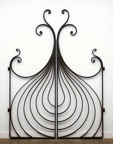 Love it! Tor Design, Metal Gates, Wrought Iron Gates, Door Gate, Iron Work, Iron Gates, Fence Gate, Backyard Fences, Iron Gate