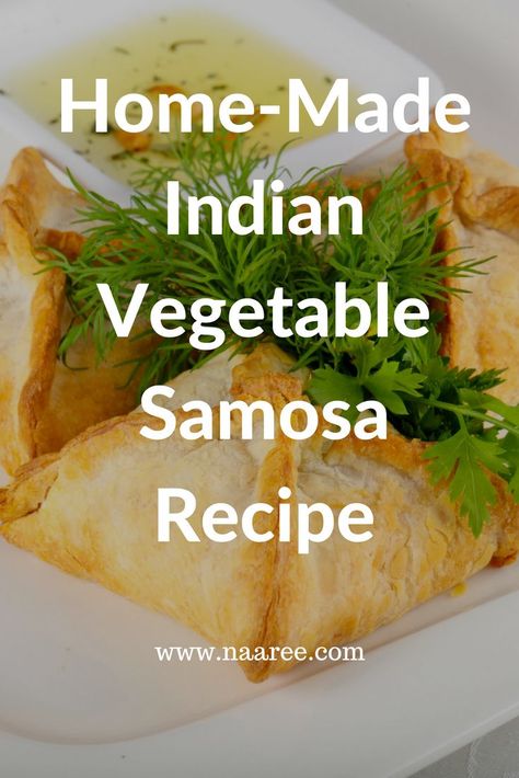 Vegetable Samosa Recipe, Vegetable Samosa, Samosa Recipe, Curry Recipes Indian, South African Recipes, Indian Snacks, Russian Recipes, Samosa, African Food