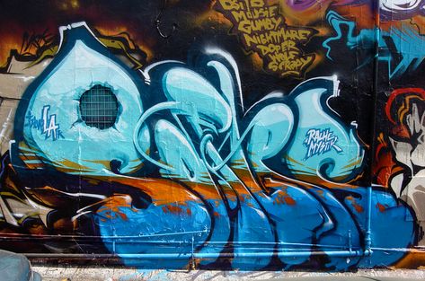 Sofles Graffiti, Graffiti Magazine, Cultura Hip Hop, Graffiti Letters, Graffiti Murals, White Books, Graffiti Painting, Hip Hop Culture, Unframed Art