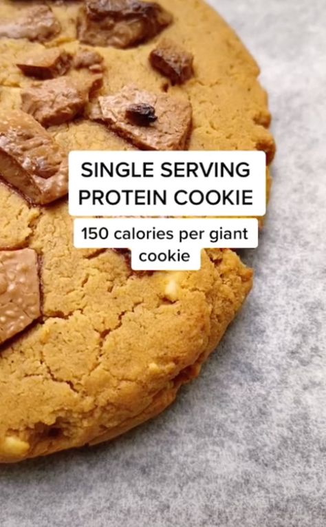 Protein Chocolate Chip Cookies, Protein Cookie, Clean Dessert, Protein Baking, Single Serve Desserts, Protein Treats, Lost 100 Pounds, Protein Desserts, Protein Cookies