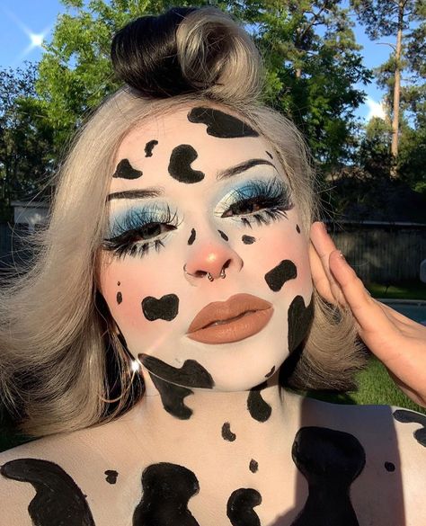 Cow Makeup Halloween, Cow Makeup Look, Cow Print Makeup, Cow Halloween Costume, White Concealer, Holloween Costumes, Egirl Makeup, Eye Products, Tiktok Makeup