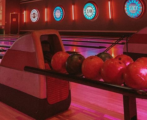 Aesthetic Bowling Alley, Bowling Alley Carpet Aesthetic, Vintage Bowling Aesthetic, 80s Bowling Alley, Bowling Alley Aesthetic, Alley Photoshoot, Retro Bowling Alley, Barbie Hotel, Setting Aesthetic