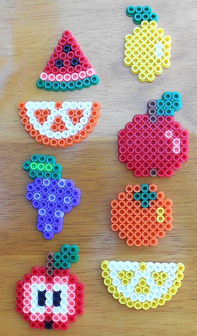 Fruit perler  beads Hamma Beads Ideas, Easy Perler Bead Patterns, Melty Bead Patterns, Easy Perler Beads Ideas, Art Perle, Hama Beads Design, Diy Perler Bead Crafts, Perler Crafts, Hama Bead