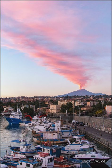 Mount Etna, Illustration Ideas, Active Volcano, Sicily Italy, Travel List, Catania, Holiday Travel, Travel Bucket List, Volcano