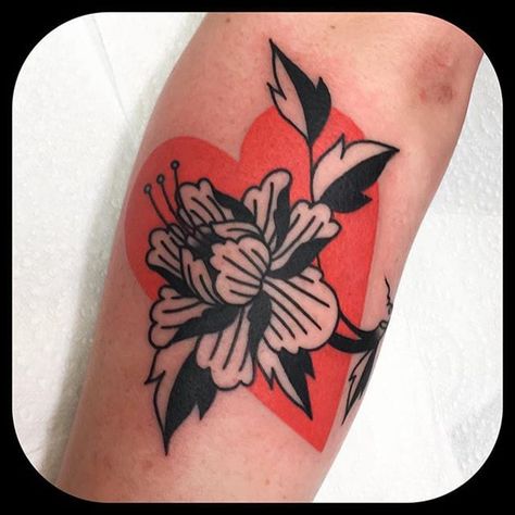 American Traditional Heart Tattoo, American Traditional Heart, Traditional Heart Tattoo, Traditional Heart Tattoos, Traditional Heart, Magnolia Tattoo, Traditional Tattoo Inspiration, Neotraditional Tattoo, Poppies Tattoo