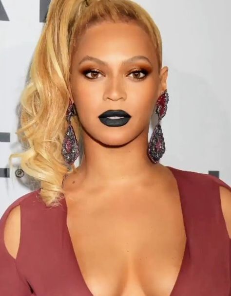 Rennaisance Makeup Beyonce, Beyonce Tour Makeup, Beyonce No Makeup, Beyonce Face, Beyonce Eyeshadow, Beyonce 2000s Makeup, Makeup For Blondes, Black Lipstick, Say My Name