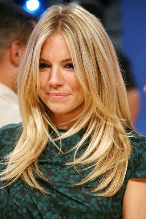 Long Hairstyles for Round Faces Straight layers Tmavý Blond, Of Reference, Long Face Haircuts, Long Face Hairstyles, Long Layered Haircuts, Medium Long Hair, Round Face Haircuts, Sienna Miller, Channing Tatum