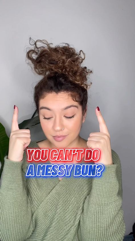 Diy Curly Hair Updo Easy, Natural Curly Hair Messy Bun, How To Messy Bun Curly Hair, Frizzy Hair Updo Easy, Easy Updos For Long Thick Curly Hair, Super Messy Bun, Buns For Long Curly Hair, Messy Bun For Thick Curly Hair, Bun For Long Curly Hair