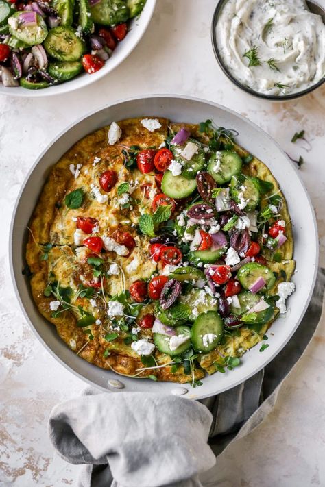 Greek Frittata with Herby Cucumber Salad & Tzatziki Greek Frittata, Breakfast Fritatta, Baked Omelette, Healthy Frittata, Greek Cucumber Salad, Breakfast Feast, Casserole Vegan, Greek Diet, Recipe Smoothie