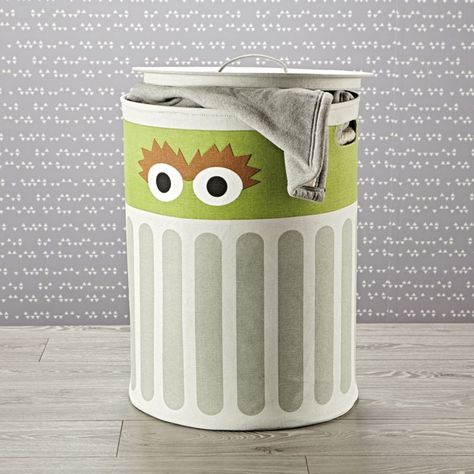 Sesame Street Oscar the Grouch Hamper with Lid Sesame Street Bathroom, Sesame Street Room, Sesame Street Bedroom, Street Room, Kids Laundry Hamper, Sesame Street Oscar, Kids Hamper, Circle Shelf, Hamper With Lid