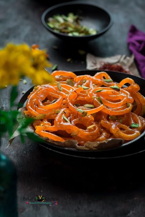 Jalebi Photography, Jalebi Recipe, Indian Food Photography, Desi Street Food, Bengali Food, Indian Dessert Recipes, India Food, Indian Sweet, Indian Street Food