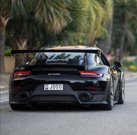 Porsche#GT2RS Porsche Gt 2 Rs, Porsche Story, Porsche Gt2 Rs, Rwb Porsche, Porsche Gt, Car Wheels Diy, Gt2 Rs, Porsche 918 Spyder, Renault Sport