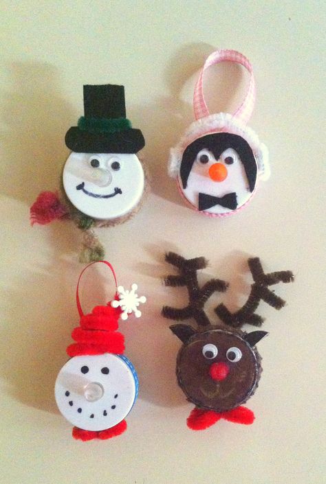 tea light magnet/ornaments Christmas Crafts Baby, Fun Diy Christmas Crafts, Tea Light Crafts, Tea Lights Christmas, Tea Light Snowman, Diy Christmas Crafts, Baby Footprint, Christmas Arts And Crafts, Christmas Craft Projects