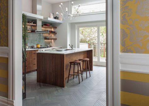 Timeless Herringbone Pattern in Home Décor Herringbone Tile Kitchen, Kitchen Herringbone Floor, Branching Chandelier, Chevron Tiles, Best Flooring For Kitchen, Herringbone Kitchen, Herringbone Tile Floors, Modern Contemporary Kitchen, Kitchen Floor Tiles Ideas