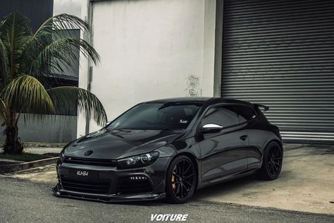 Vw Golf Wallpaper, Scirocco Volkswagen, Car Stunt, Dream Cars Bmw, Hatchback Cars, Volkswagen Scirocco, Vw Scirocco, Golf Car, Car Volkswagen