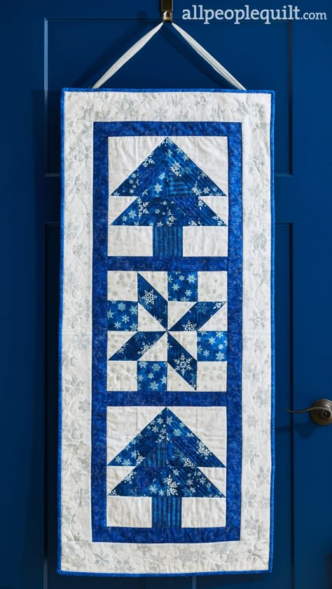 Winter Woods Quilted Door Hangers Free Pattern, Quilted Wall Hangings Patterns Free, Winter Quilts Patterns, Quilt Wall Hangings, All People Quilt, Sunflower Quilt, Christmas Quilt Ideas, Blue And White Quilts, American Patchwork And Quilting