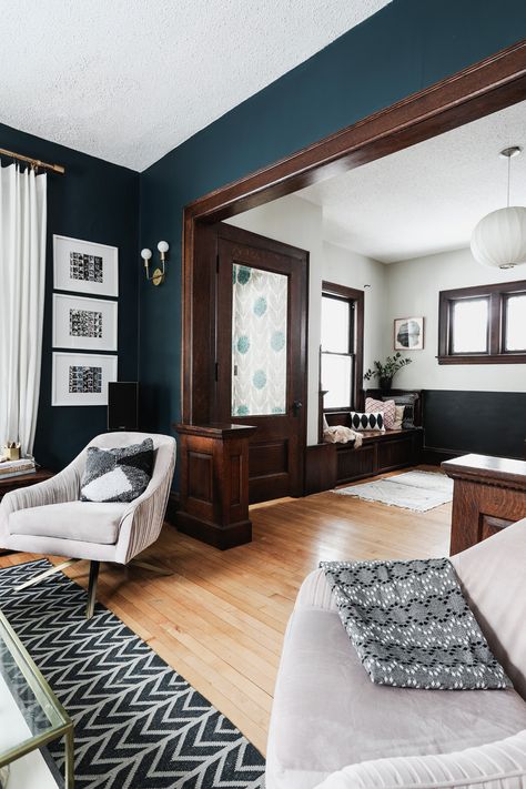 Craftsman Home Decor Living Room, Craftsman Style Homes Interior Paint, Wood Trim Black Walls, Dark Wall Behind Bed, Craftsman Entryway Ideas, Modern Craftsman Interior Living Room, Craftsman Colors Palette Interior, Wallpaper With Wood Trim, Living Room Designs Dark Wood