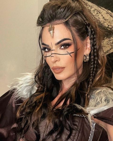 Costume Ideas Festival, Viking Makeup Wedding, Women Viking Outfits, Viking Halloween, Viking Halloween Costume, Warrior Makeup, Viking Makeup, Vikings Halloween, Viking Warrior Woman