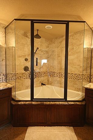 Great Craftsman Master Bathroom. Love the setup, but with lighter colors. Tubby Tub, Jet Tub Shower Combo, Corner Tub Shower, Bathroom Tub Shower Combo, Jet Tub, Bathroom Things, Bathtub Shower Combo, Penyimpanan Makeup, House Renos