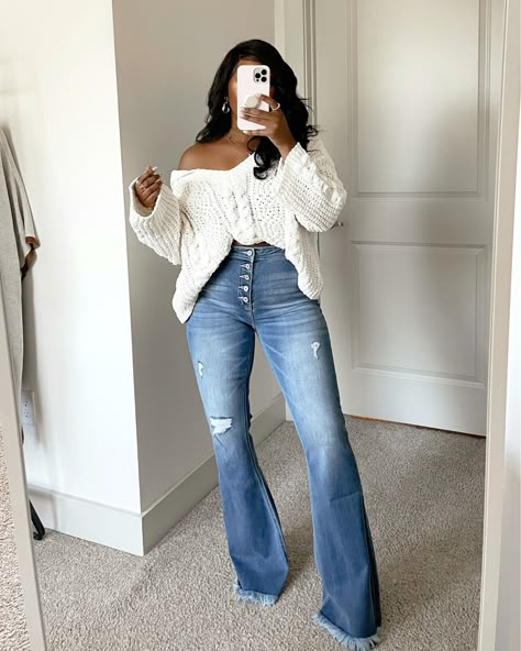 High Rise Jeans Outfit Curvy, Plus Size Curvy Outfits, Winter Outfits Curvy Girl, Brittney Cherelle, Fall Outfits Curvy Women, Plus Size Spring Fashion, Plus Size Night Out Outfit, Stay Dangerous, Autumn Outfits Curvy