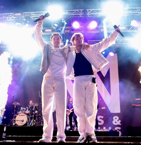 Marcus And Martinus Concert, Marcus & Martinus, Dylan Sprouse, Concert Stage, Celeb Crush, Concert Outfits, Best Artist, Concert Outfit, Music Artists