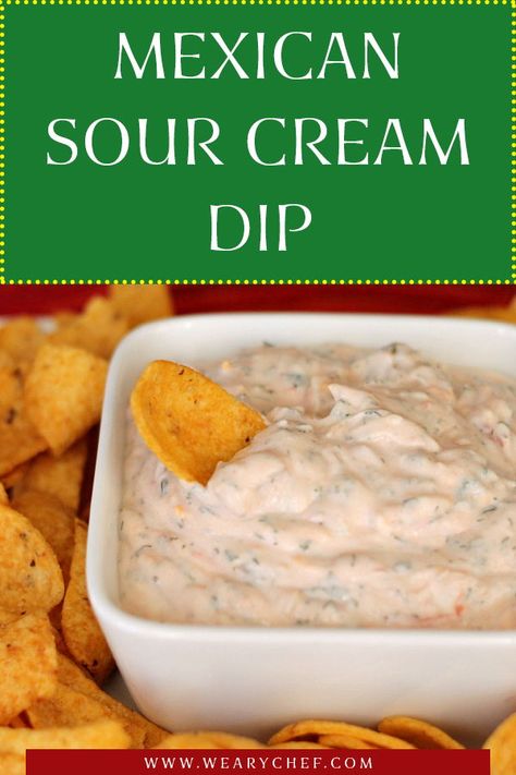 Sour Cream Dip Recipes, Crostini Toppings, Mexican Sour Cream, Chip Dip Recipes, Dip For Tortilla Chips, Healthy Bedtime Snacks, Sour Cream Dip, Cream Dip, Dip Recipes Easy