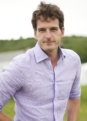 Dan Snow Dan Snow, Snow Images, Remembrance Sunday, Church Of England, The Church, The National, Image Search, Casual Button Down Shirt, Men Casual