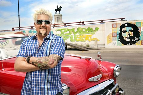 Interactive Map Shows All The Eateries From Diners, Drive-Ins, And Dives – 12 Tomatoes Diners Drive Ins And Dives, Dove Recipes, Pickle Soup, Running Food, Food Network Star, Hot Sandwich, Guy Fieri, Barbecue Chicken, Discovery Channel