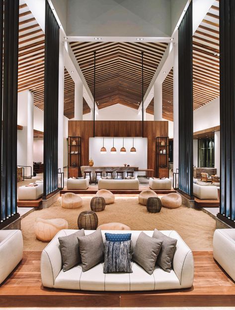 March?May: Andaz Maui at Wailea Resort Tropical Resort Interior, Andaz Maui, Modern Hotel Lobby, Hotel Lobby Lounge, Luxury Hotels Lobby, Rockwell Group, Atrium Design, Resort Interior, Old House Interior