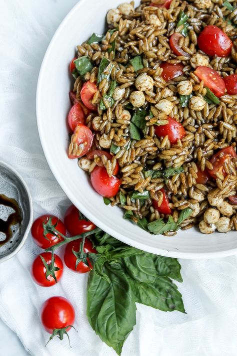 With Spring in the air, I am all about the fresh flavors in this Caprese Orzo Pasta Salad. I can't wait for the weather the be a little less rainy than it is in Vancouver right now, so I can get out to farmers' markets and stock up on all the delicious fresh flavors of the season!⁠ ⁠ What are your favorite Spring flavors?⁠ Caprese Orzo, Salads With Pasta, Spring Flavors, Caprese Pasta Salad, Summer Flavors, Orzo Pasta Salad, Caprese Pasta, Orzo Salad, Salads Pasta